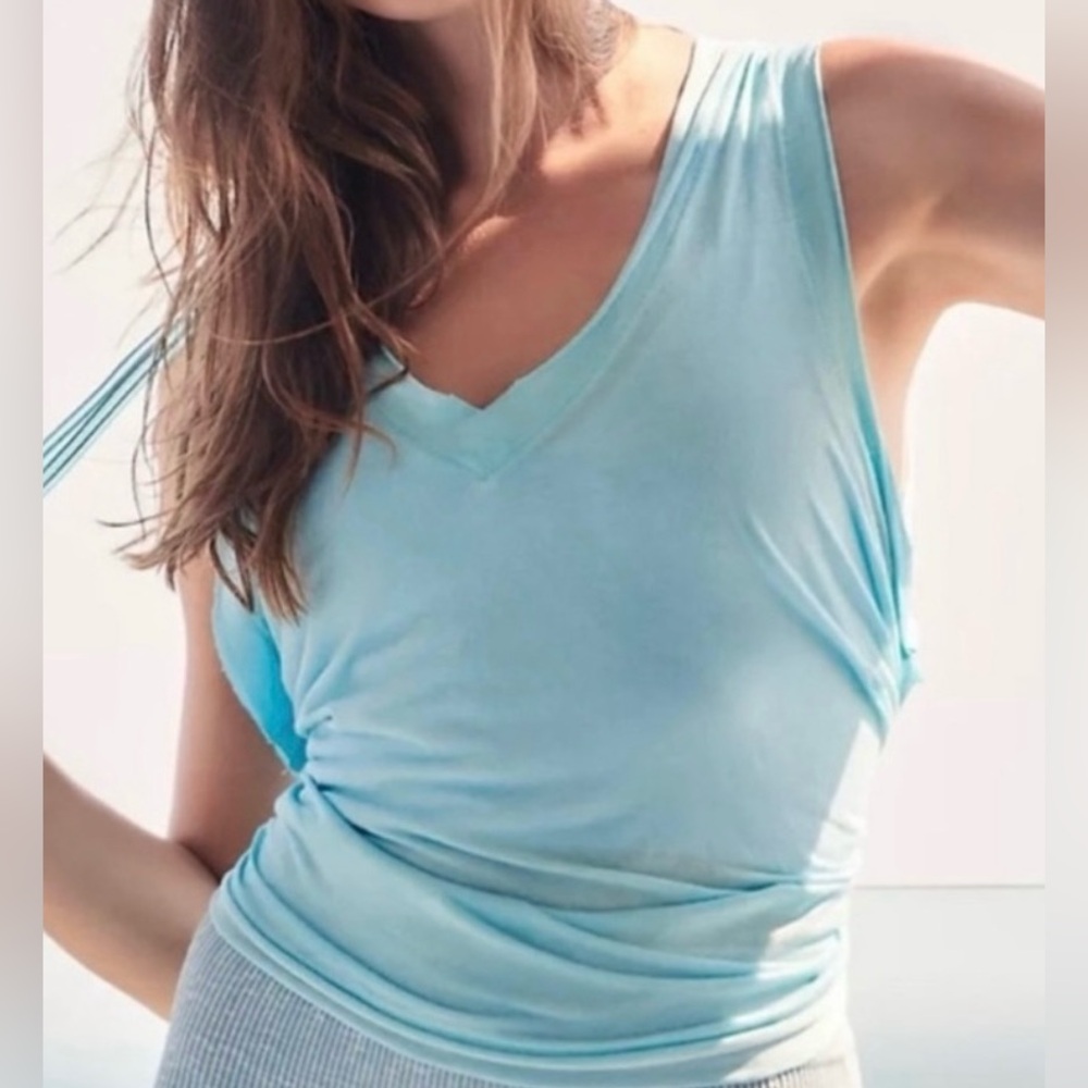 Free People Movement Henry Tank in PURPLE, size M, NWOT - Picture 2 of 4